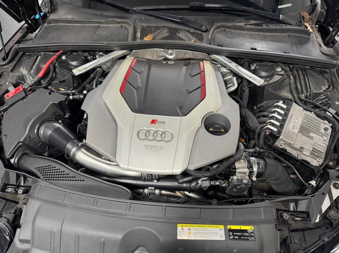 Emplacement calculateur Audi RS5 F5 2.9 TFSI V6 450 ch — photo 3